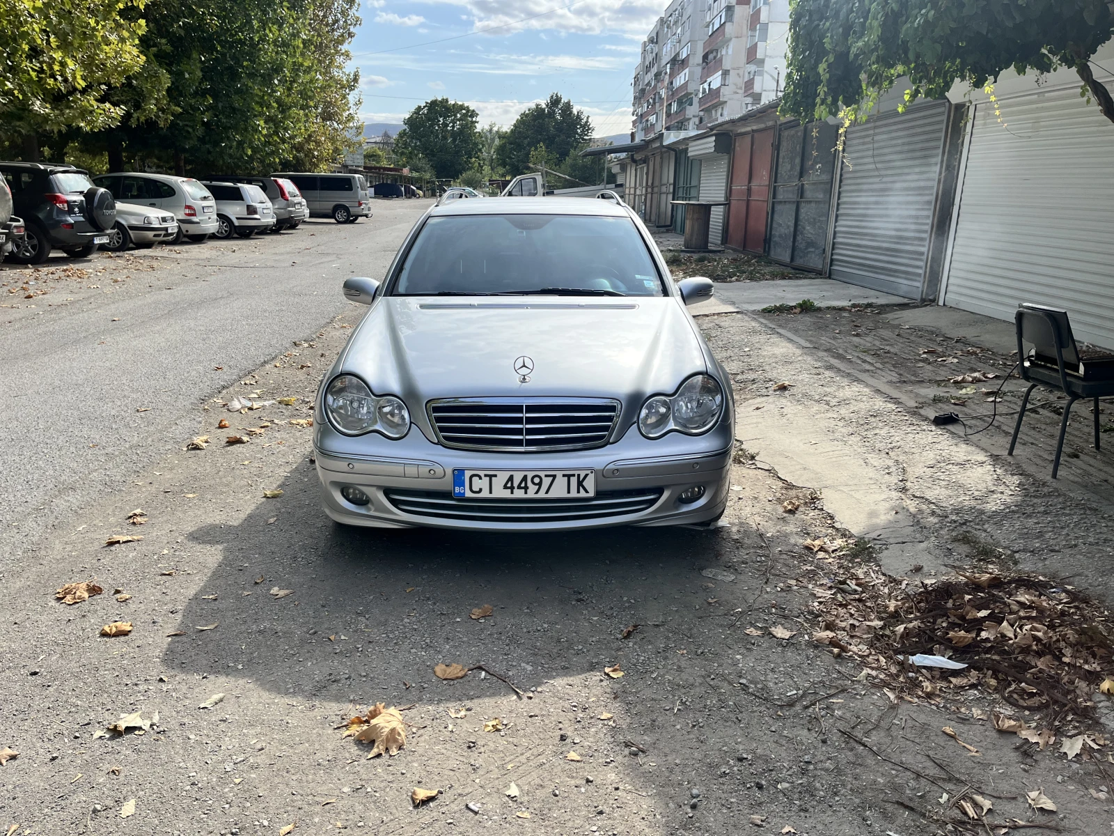Mercedes-Benz C 220, снимка 4 - Автомобили и джипове - 54572375