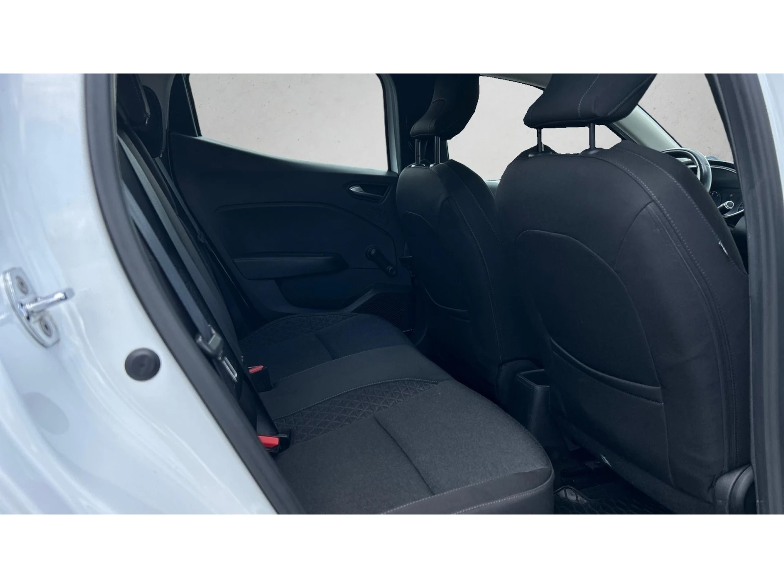 Renault Clio 1.0 TCe 100 A/T, Месечна вноска от 199  , снимка 10 - Автомобили и джипове - 54626772