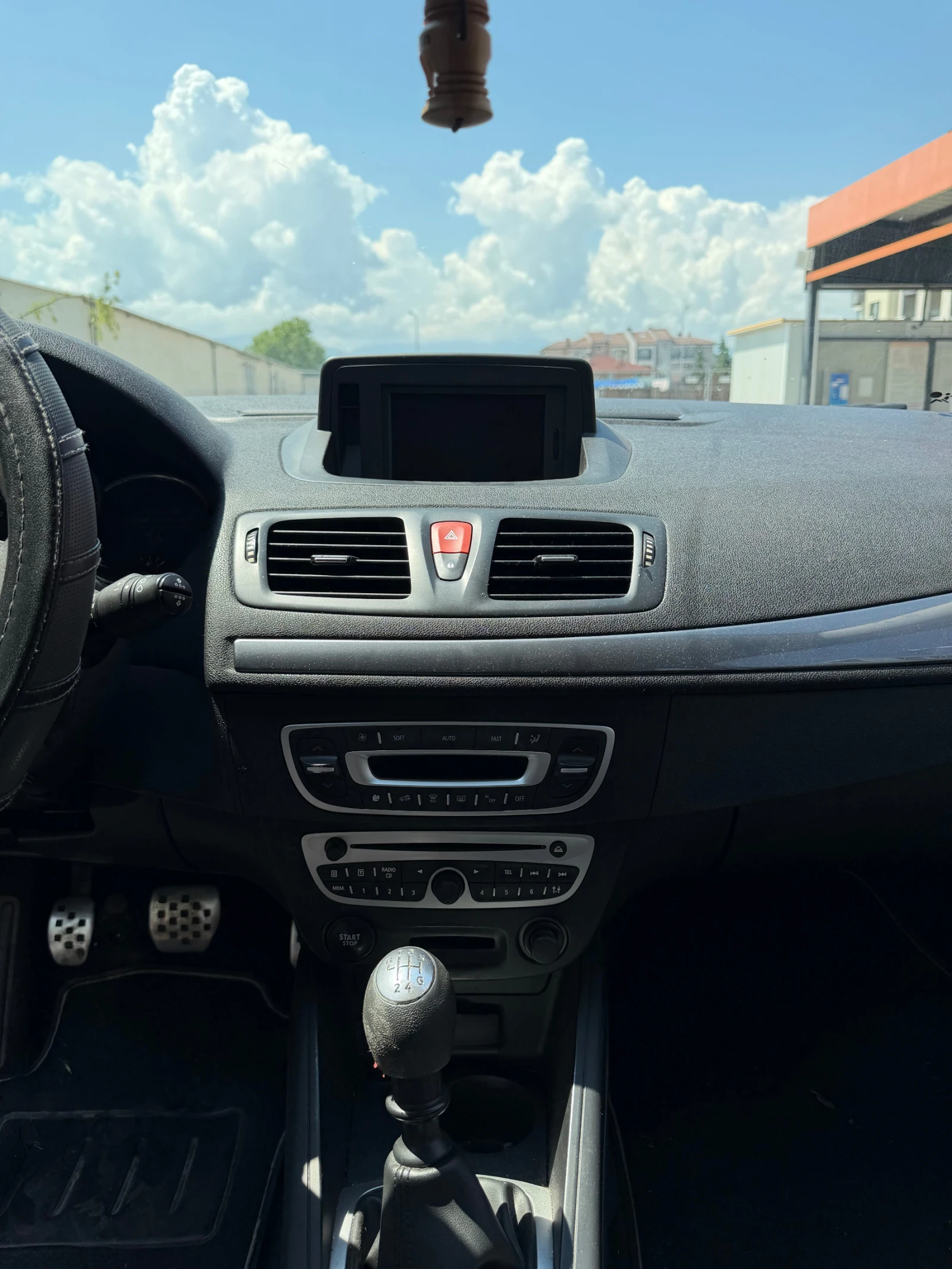 Renault Megane, снимка 2 - Автомобили и джипове - 54837101