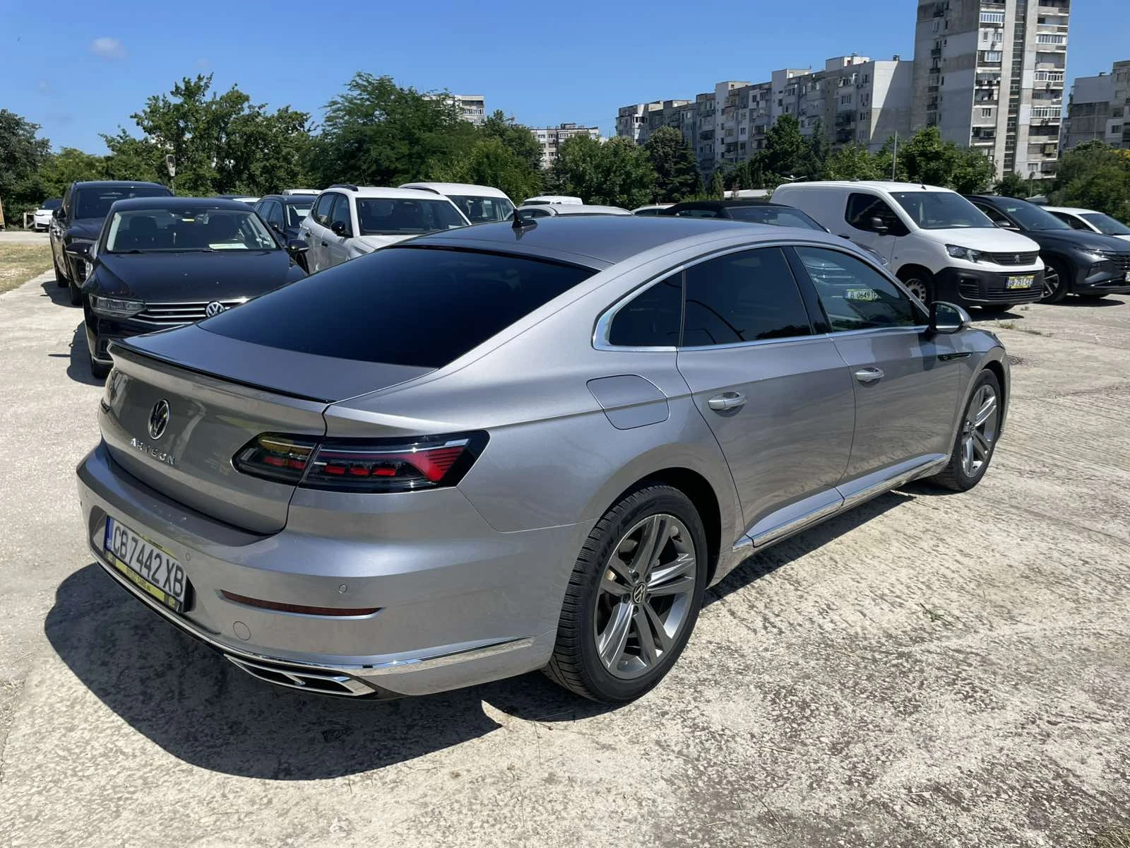 VW Arteon R-LINE Гаранция до 04.2029, снимка 3 - Автомобили и джипове - 55026888
