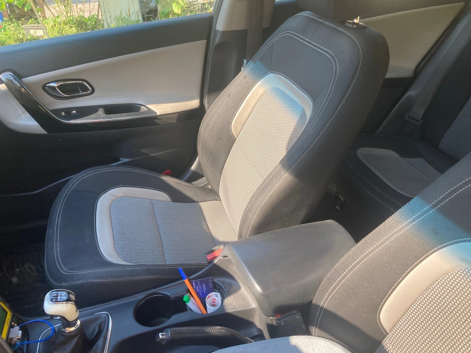 Kia Ceed 1.6i, снимка 10 - Автомобили и джипове - 55062688