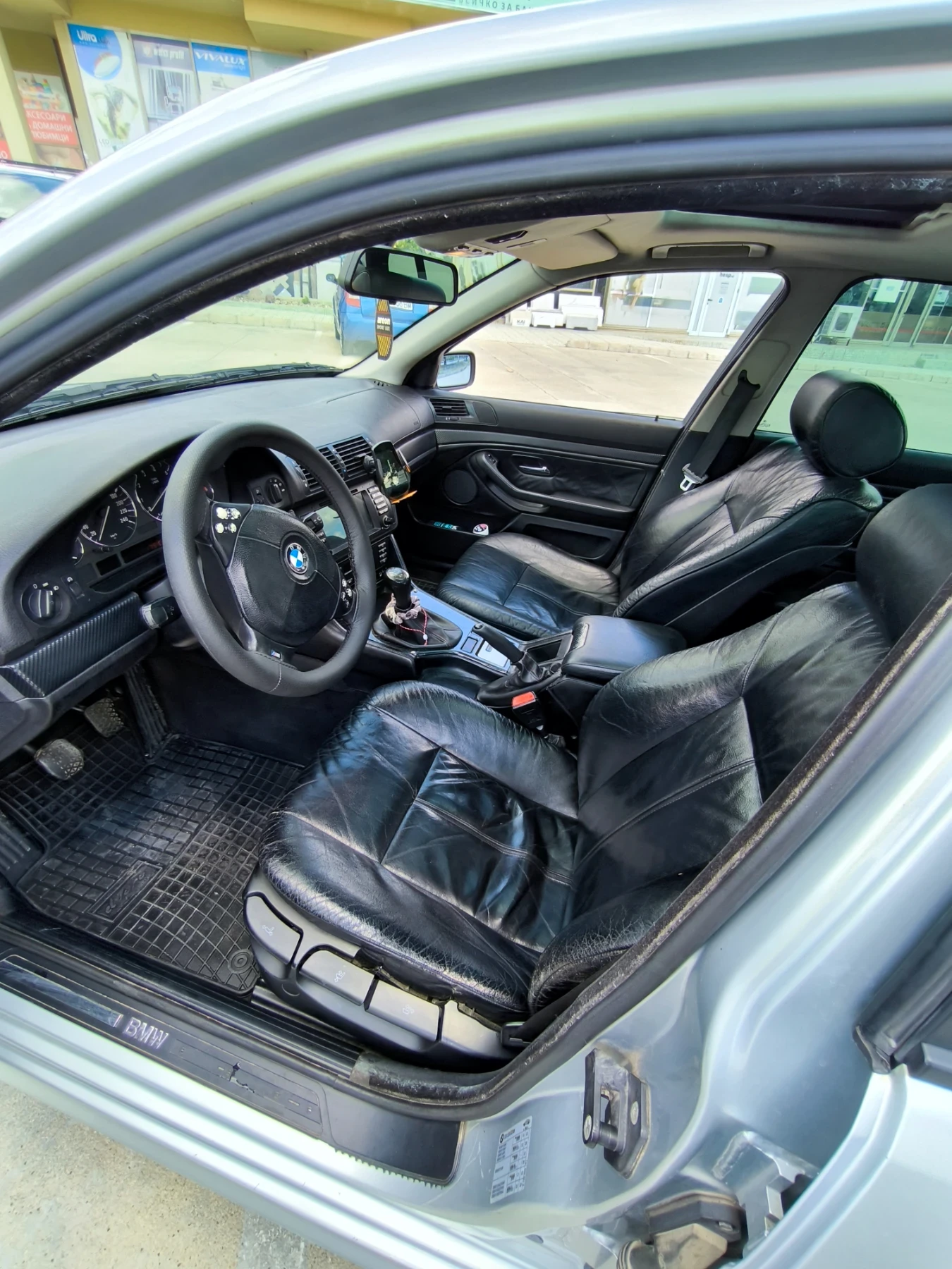 BMW 523 Колата има газова уредба , снимка 7 - Автомобили и джипове - 55592229