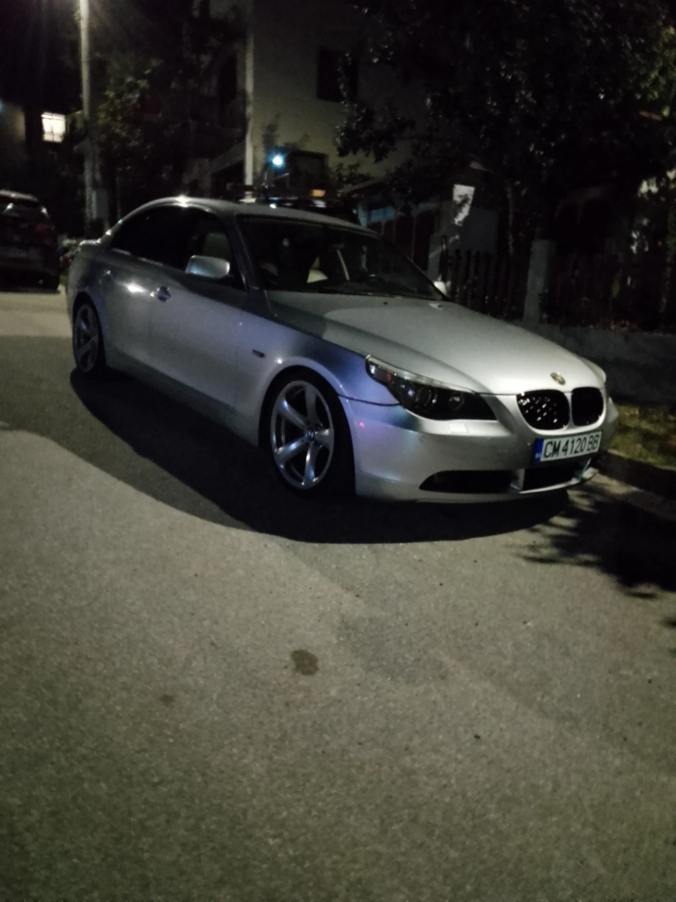 BMW 530