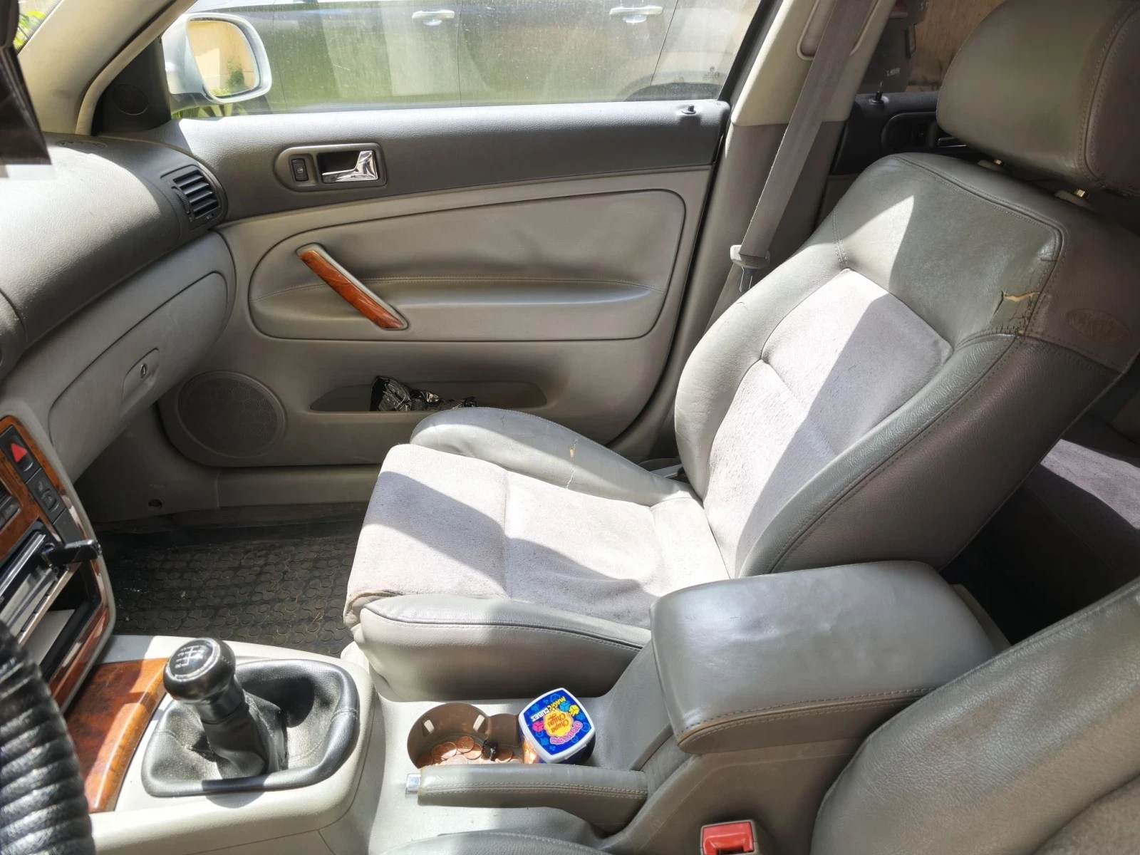 VW Passat 1.9 tdi, снимка 5 - Автомобили и джипове - 55836899