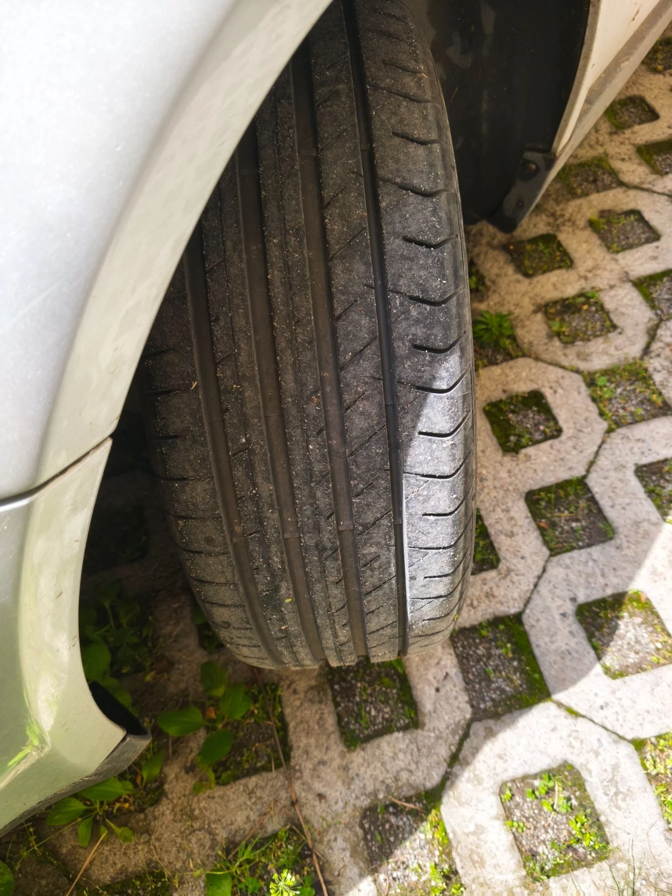 VW Passat 1.9 tdi, снимка 8 - Автомобили и джипове - 55836899