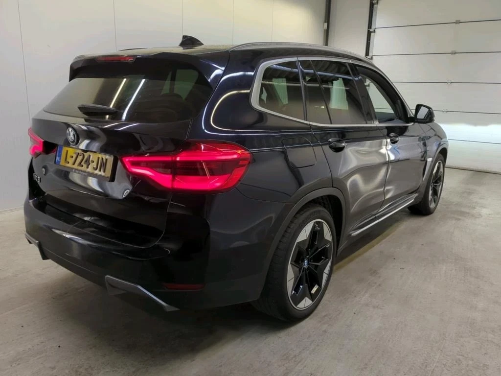 BMW iX3 80kwh Executive, снимка 2 - Автомобили и джипове - 55898075