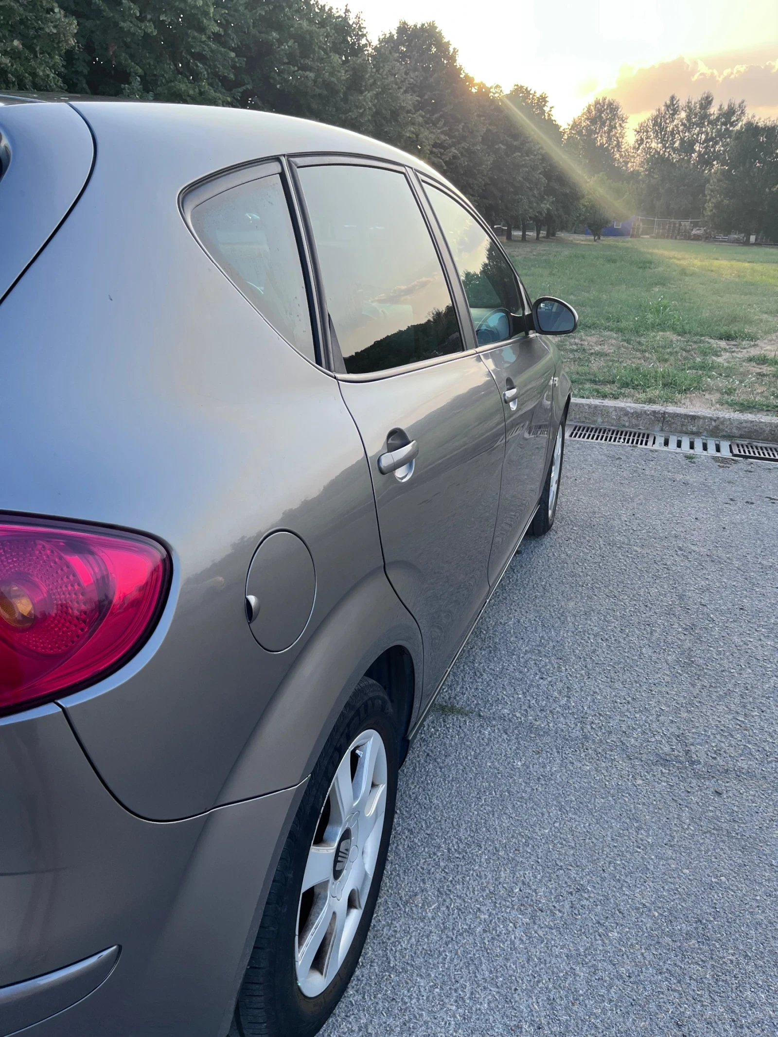 Seat Altea 1.9 TDI, снимка 4 - Автомобили и джипове - 55997034