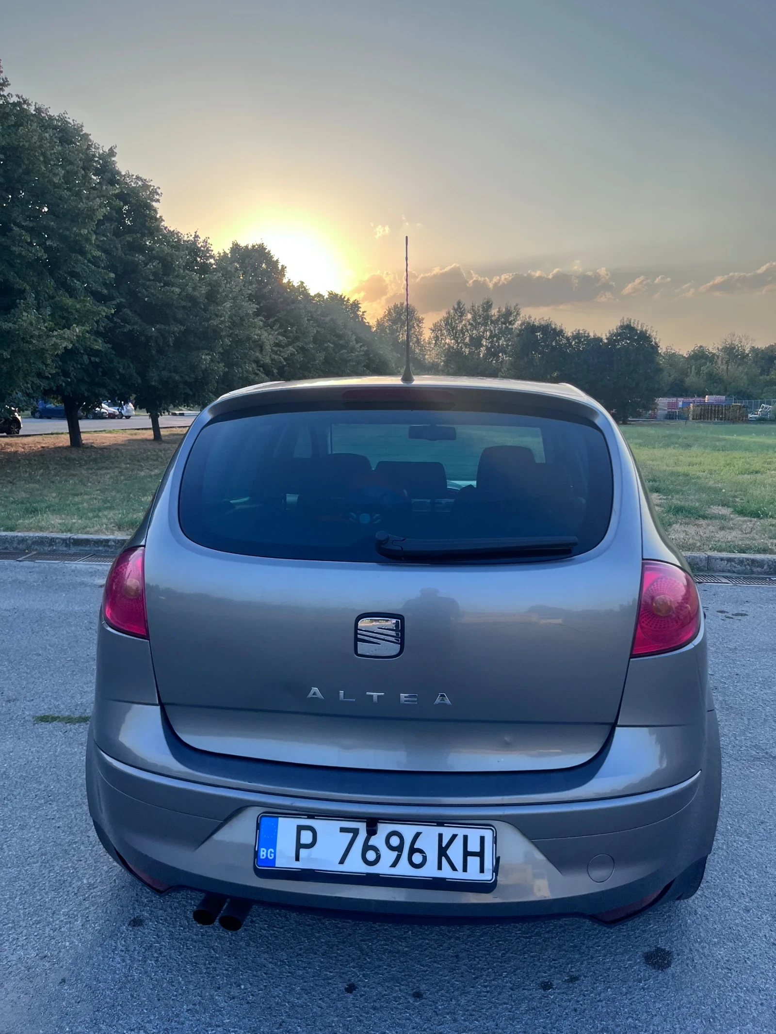 Seat Altea 1.9 TDI, снимка 6 - Автомобили и джипове - 55997034