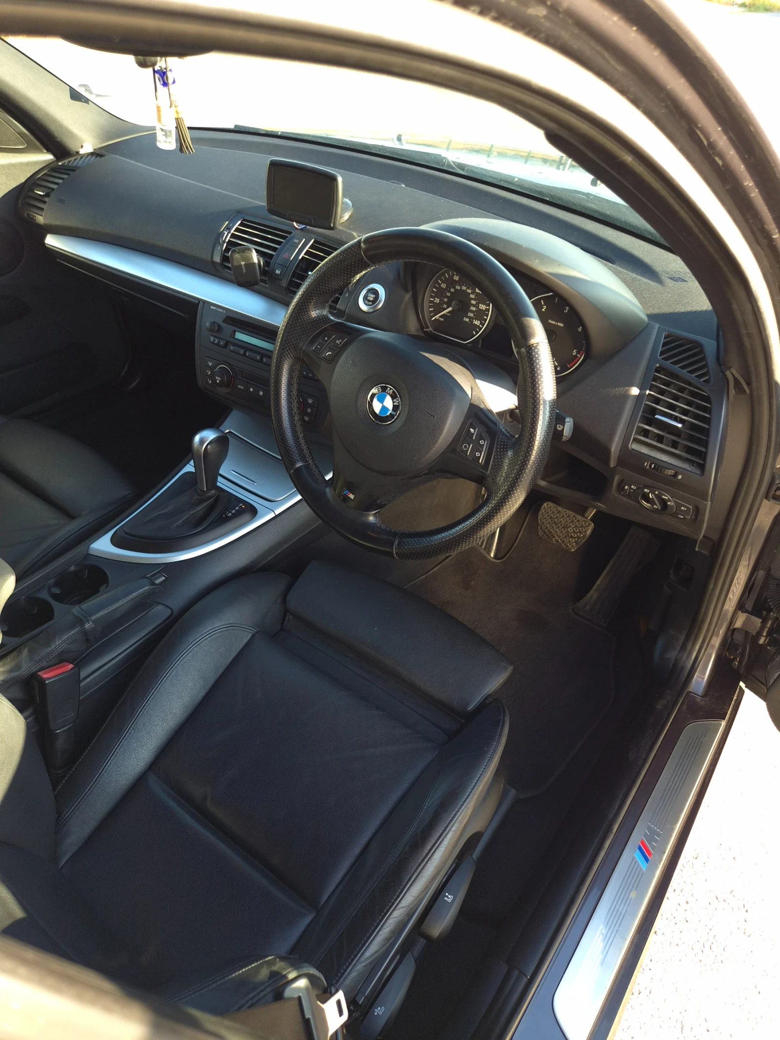 BMW 120, снимка 7 - Автомобили и джипове - 56066352