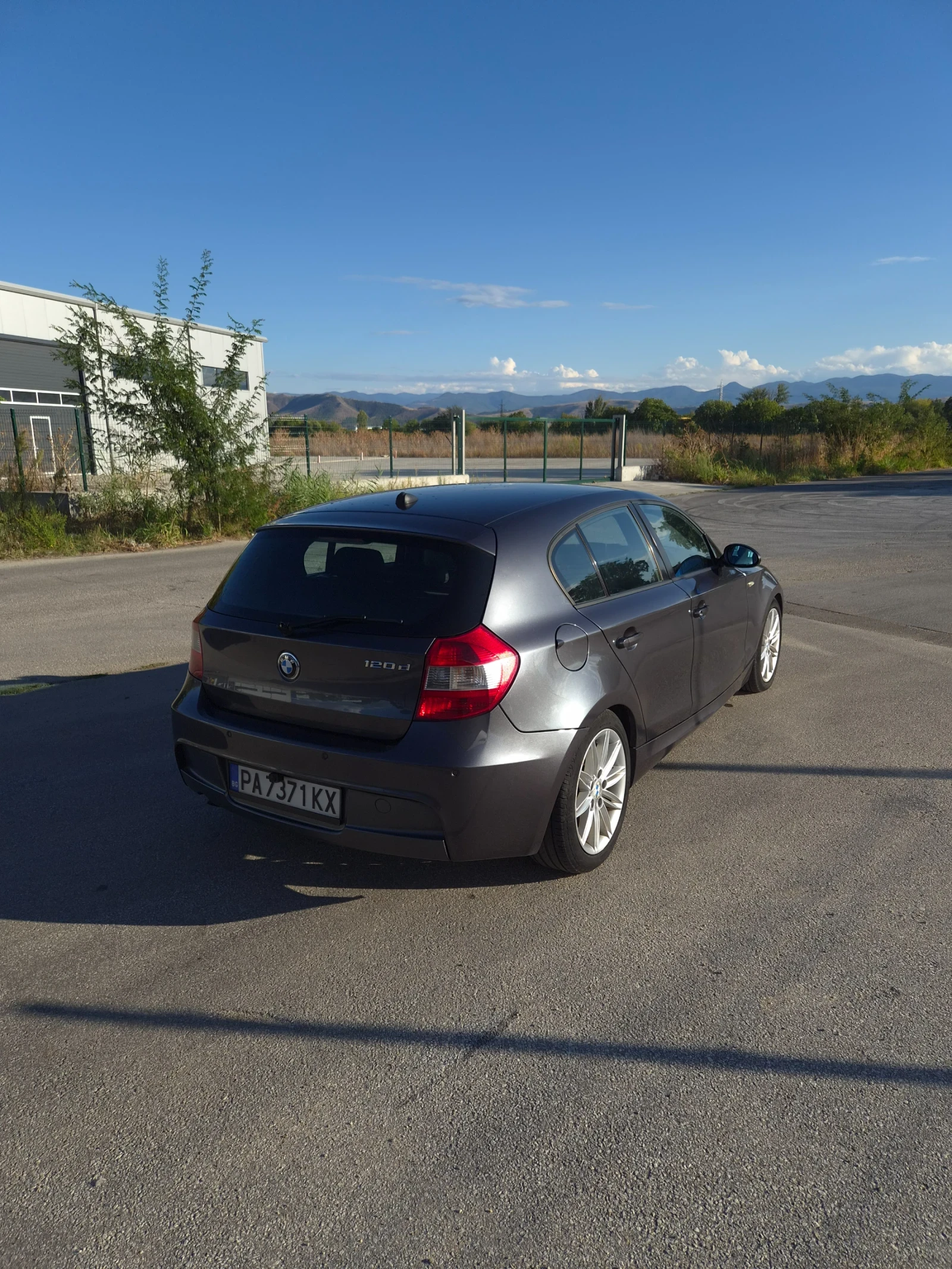 BMW 120, снимка 2 - Автомобили и джипове - 56066352