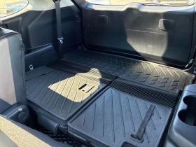 Toyota Highlander Hybrid Limited * CARFAX, снимка 8