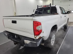 Toyota Tundra * SR5 CREW CAB STD BED * CARFAX * БЕЗ ПЪРВОНАЧАЛНА, снимка 3