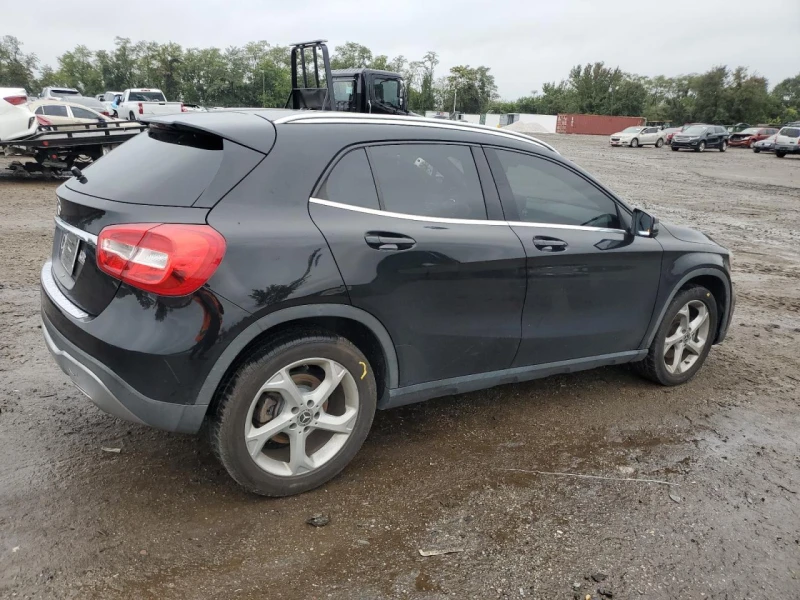 Mercedes-Benz GLA 250, снимка 6 - Автомобили и джипове - 47851174