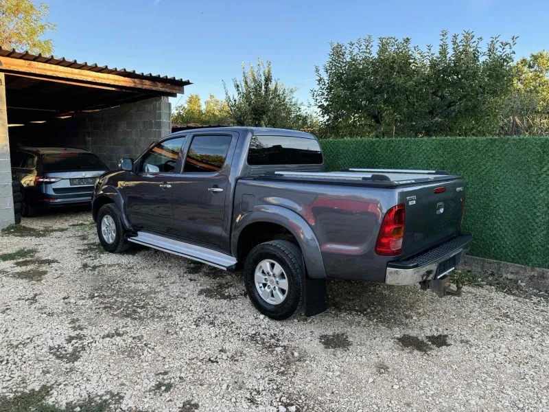 Toyota Hilux, снимка 7 - Автомобили и джипове - 49176513