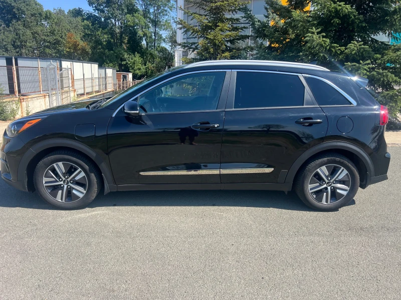 Kia Niro, снимка 3 - Автомобили и джипове - 52543081