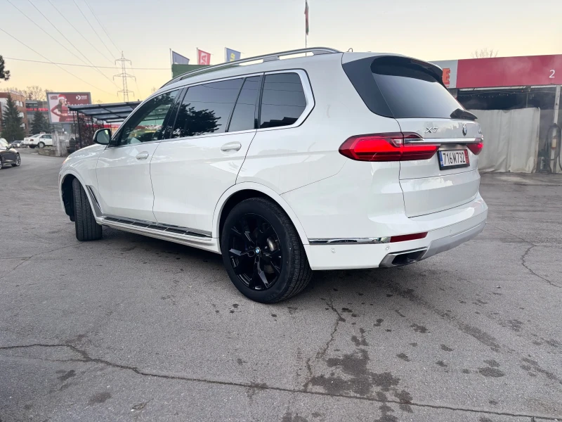 BMW X7, снимка 4 - Автомобили и джипове - 52745651