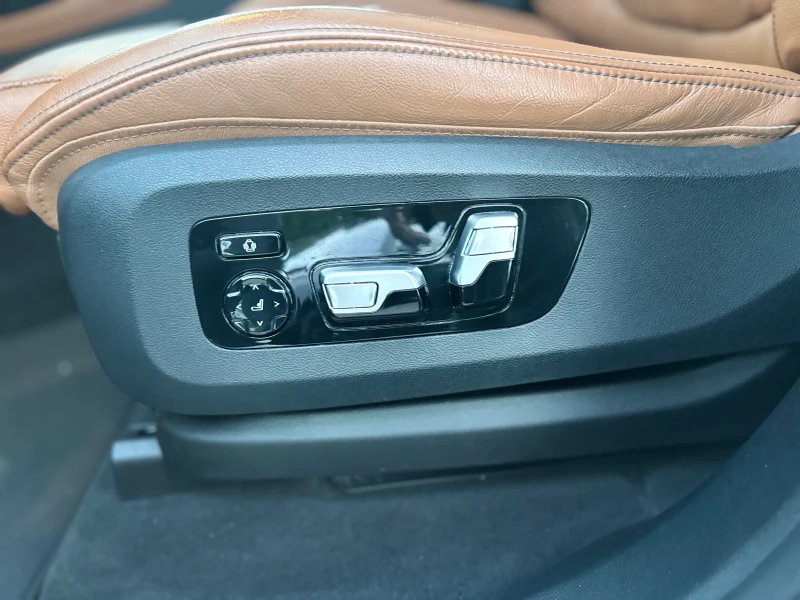 BMW X7, снимка 7 - Автомобили и джипове - 52745651