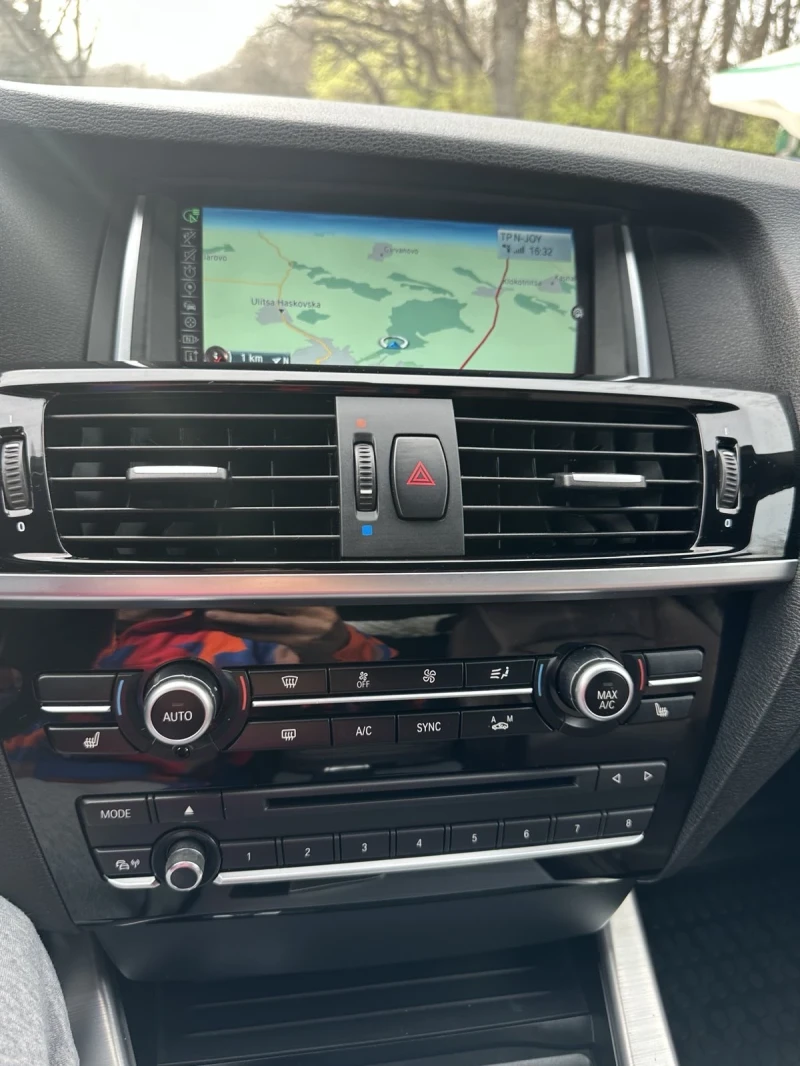 BMW X4 3.0XD M-Pack, снимка 8 - Автомобили и джипове - 52879653