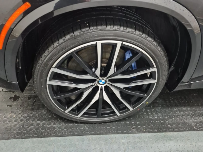 BMW X5 * M50i * CARFAX * БЕЗ ПЪРВОНАЧАЛНА ВНОСКА, снимка 7 - Автомобили и джипове - 53143582