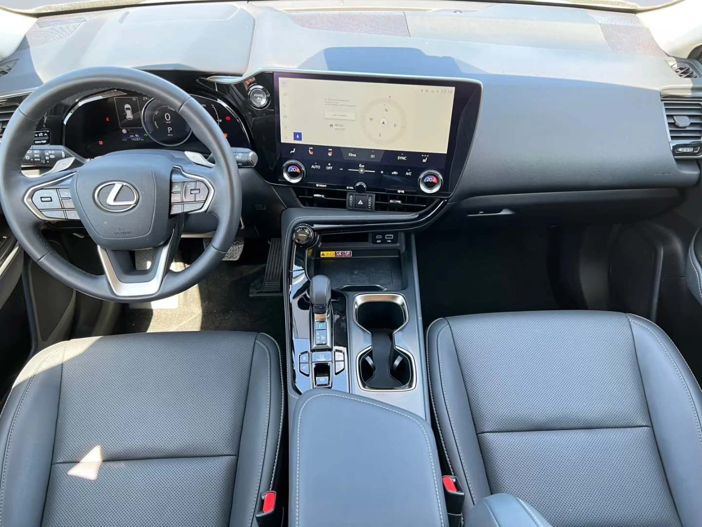 Lexus NX 450 E-FOUR/309HP/EXECUTIVE/CAM/AHK/ACC/LED/DIGI/751g - изображение 7