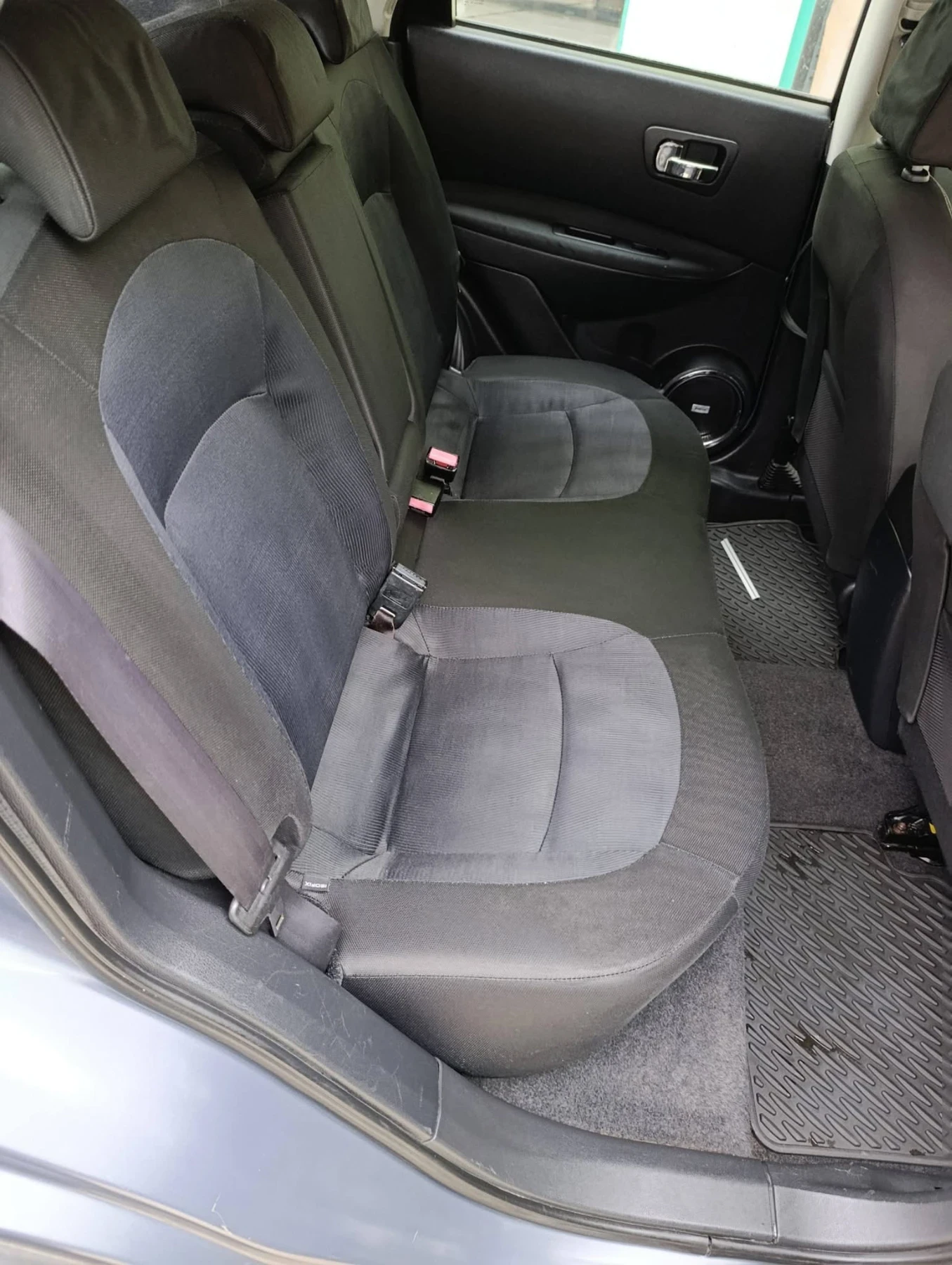 Nissan Qashqai 1.6 газ/бензин, снимка 6 - Автомобили и джипове - 54195593