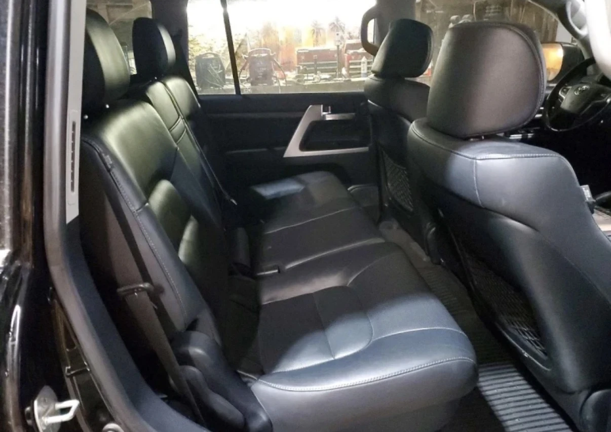 Toyota Land cruiser BASE * 5.7 * RUN&DRIVE * CARFAX *  | Mobile.bg � ����������� 10
