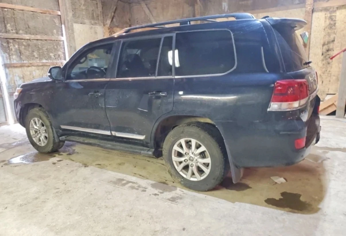 Toyota Land cruiser BASE * 5.7 * RUN&DRIVE * CARFAX *  | Mobile.bg � ����������� 2