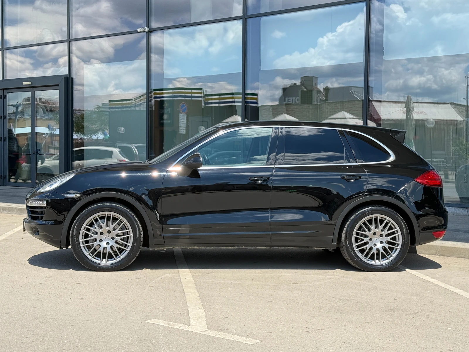 Porsche Cayenne 6 МЕСЕЦА ГАРАНЦИЯ/3.0D 245к.с. Подгрев, снимка 2 - Автомобили и джипове - 55189467