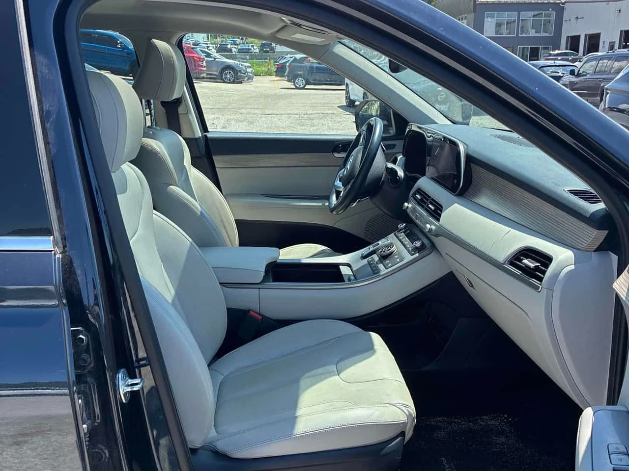 Hyundai Palisade * Luxury * CARFAX * ОПЦИЯ ЗА ФИНАНСИРАНЕ, снимка 17 - Автомобили и джипове - 55259980