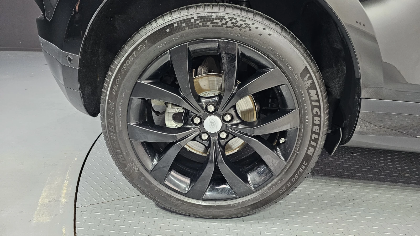 Land Rover Range Rover Evoque D180* BLIND SPOT* ЛЮК* ПОДГРЕВ ВОЛАН* КРАЙНА ЦЕНА, снимка 5 - Автомобили и джипове - 55595203