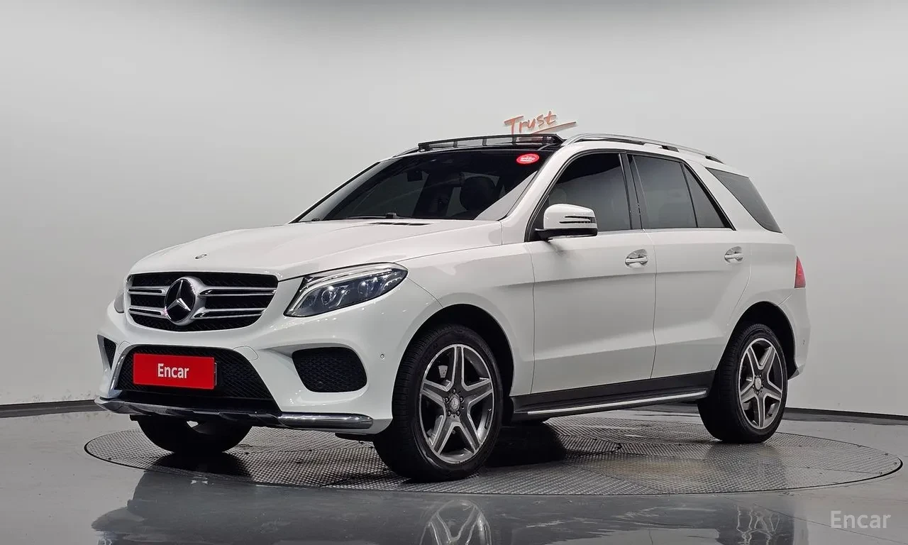 Mercedes-Benz GLE 350 4MATIC* ОБДУХ* ПАНО* КАМЕРА* 