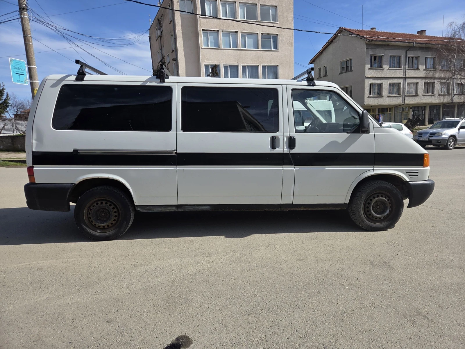 VW Transporter 8+ 1 2.5 102 кс* КЛИМА * МАКСИ , снимка 4 - Бусове и автобуси - 53768704