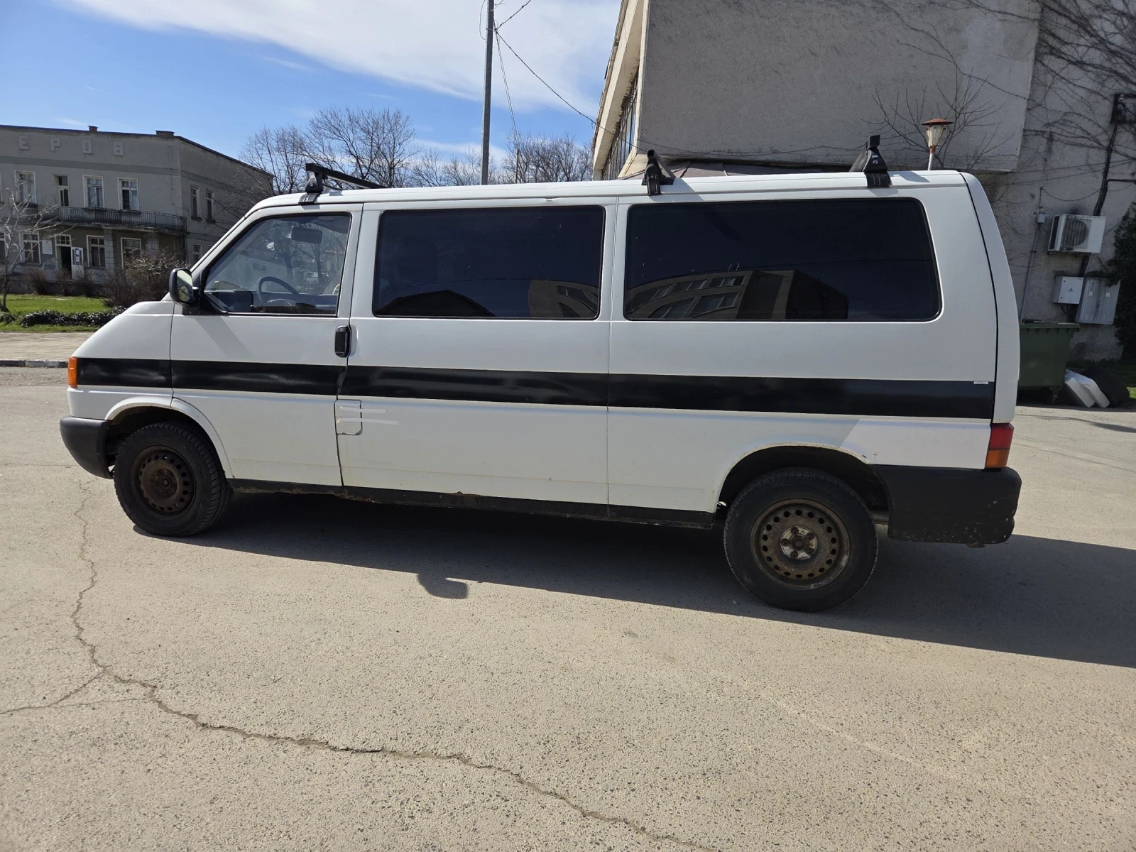 VW Transporter 8+ 1 2.5 102 кс* КЛИМА * МАКСИ , снимка 7 - Бусове и автобуси - 53768704