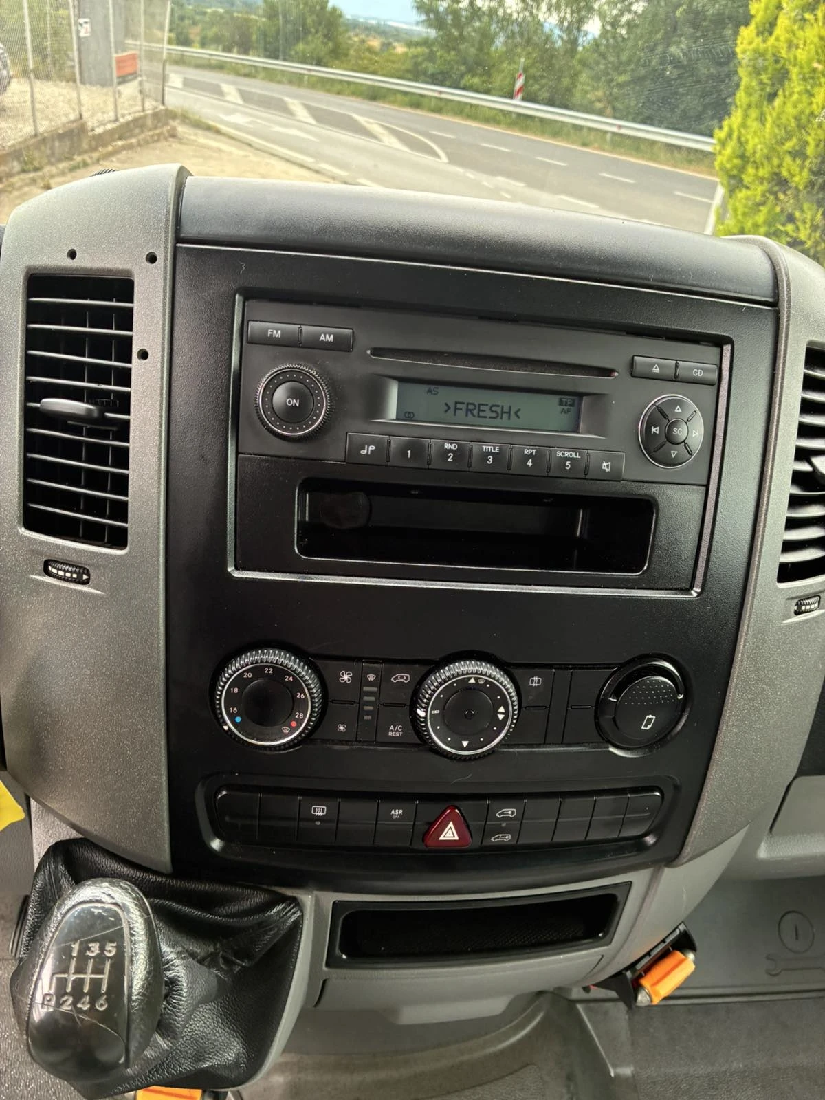 VW Crafter 2.5TDI 9������ KLIMA | Mobile.bg � ����������� 14