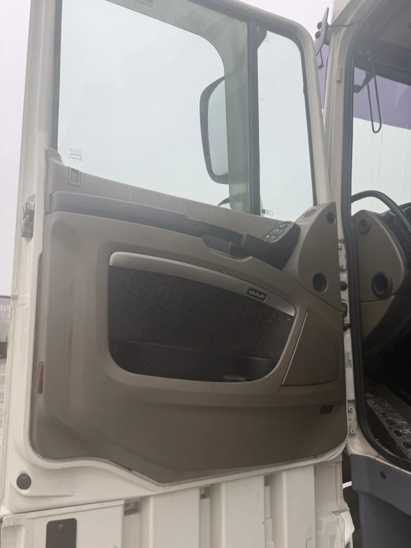 Daf XF 105, снимка 3 - Камиони - 53419780