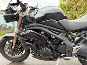 ����� �� �������� �� Triumph Speed Triple 1050 Abs Swiss
