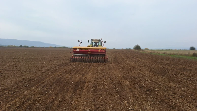 Сеялка Vaderstad, снимка 4 - Селскостопанска техника - 53116838