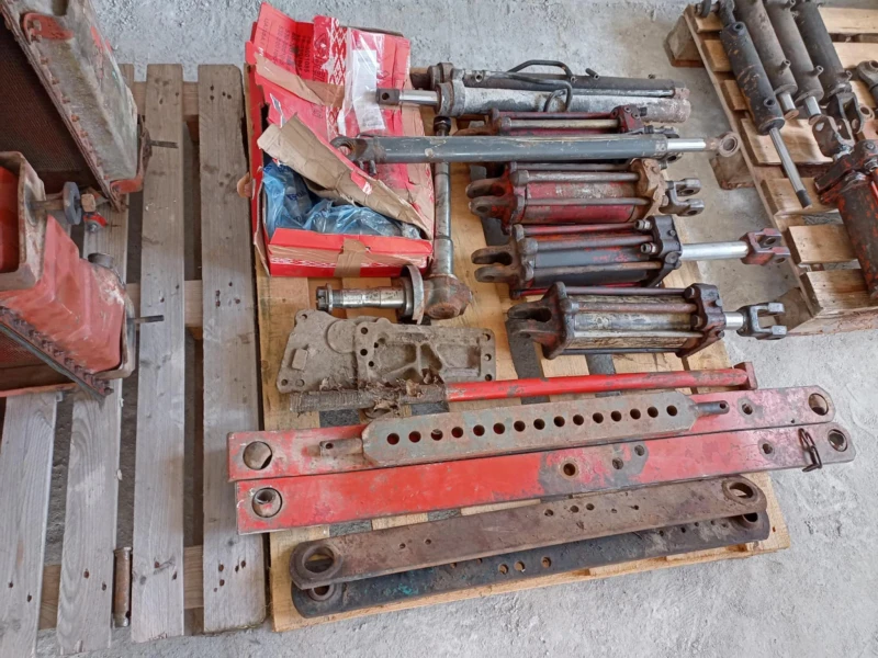 Трактор ЮМЗ 6