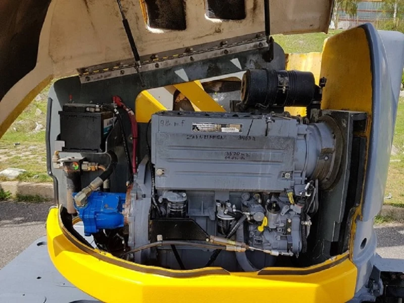 Автовишка Grove A 45J 4x4, снимка 12 - Индустриална техника - 49660054