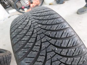 Гуми Всесезонни 225/45R17, снимка 2 - Гуми и джанти - 44493590