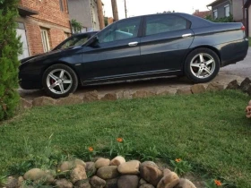 Alfa Romeo 166