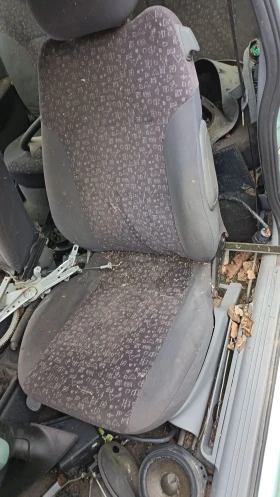 Renault Clio 1.5 dci, снимка 9