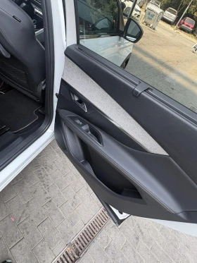 Peugeot 5008 GT , снимка 8