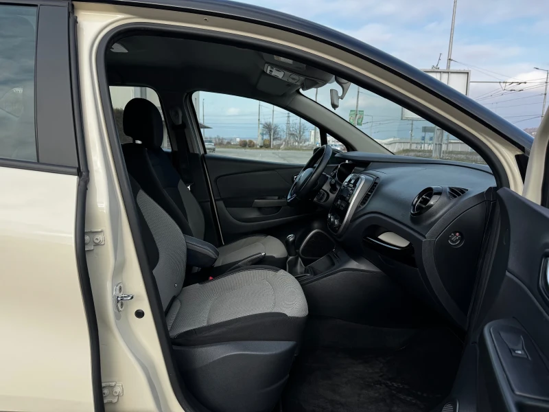 Renault Captur 1.5DCI/ИТАЛИЯ, снимка 12 - Автомобили и джипове - 49025126