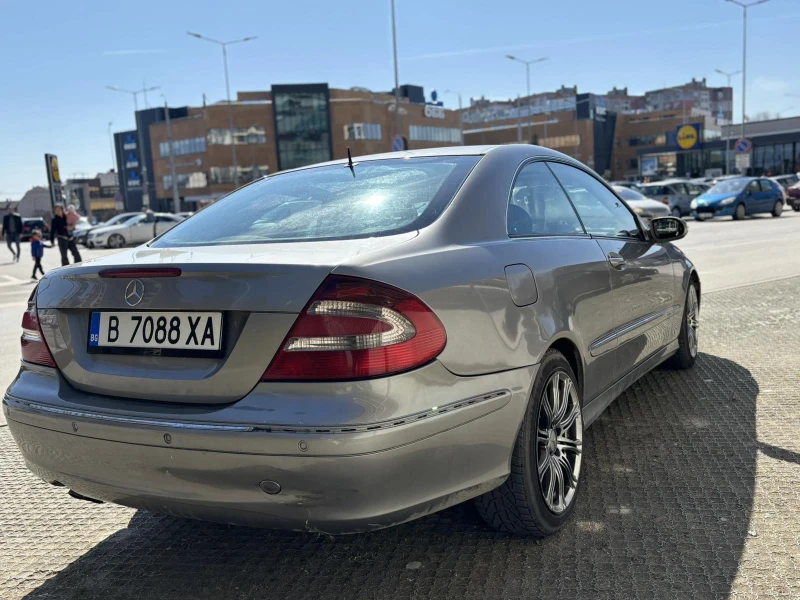 Mercedes-Benz CLK 270 CDI, снимка 6 - Автомобили и джипове - 49596422