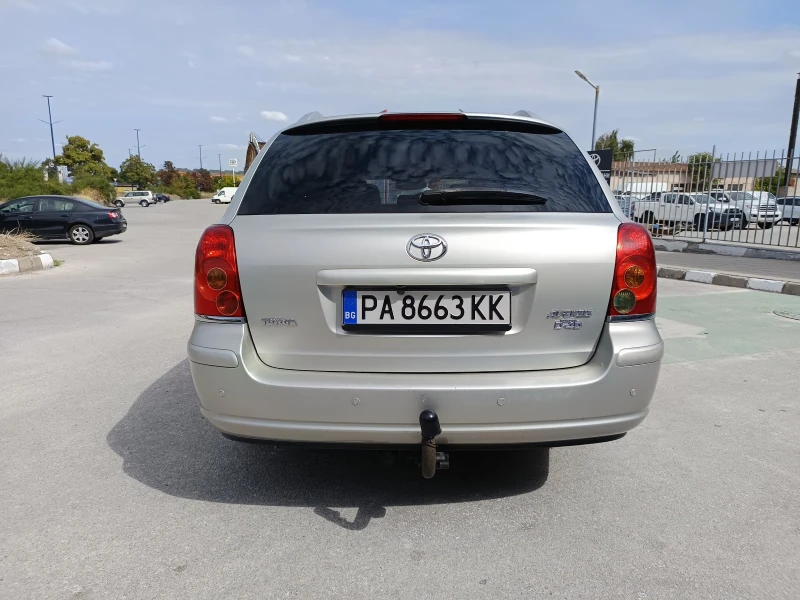 Toyota Avensis, снимка 4 - Автомобили и джипове - 51857161