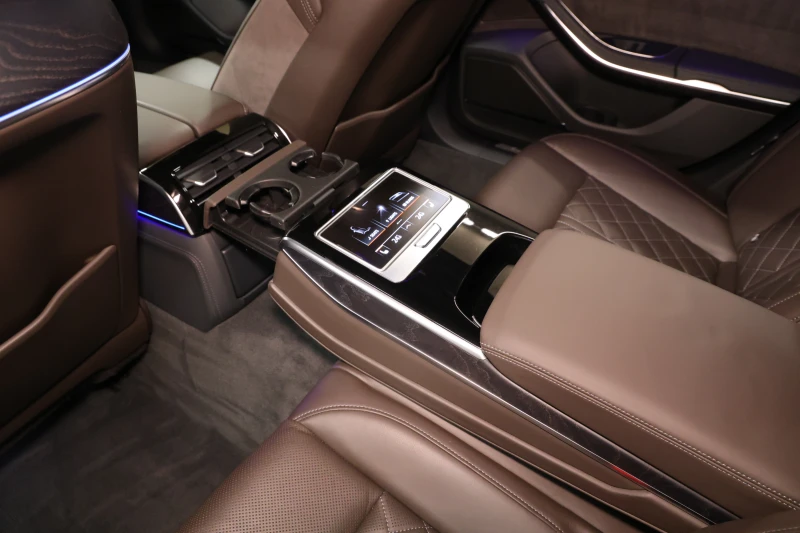 Audi A8 50 TDI Quattro Sport Paket, снимка 15 - Автомобили и джипове - 51894366