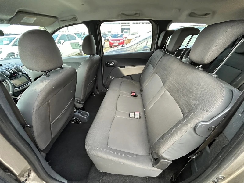Dacia Lodgy 1.5DCi/ 7 МЕСТА/110К.С./6 СКОРОСТИ, снимка 13 - Автомобили и джипове - 52309747