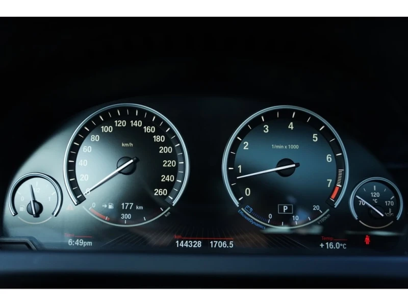 BMW 650 * АВТО КРЕДИТ* ЦЕНА ДО БГ * СЕРВИЗНА ИСТОРИЯ * , снимка 16 - Автомобили и джипове - 52867311