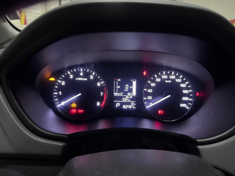 Hyundai I20, снимка 10 - Автомобили и джипове - 52874091